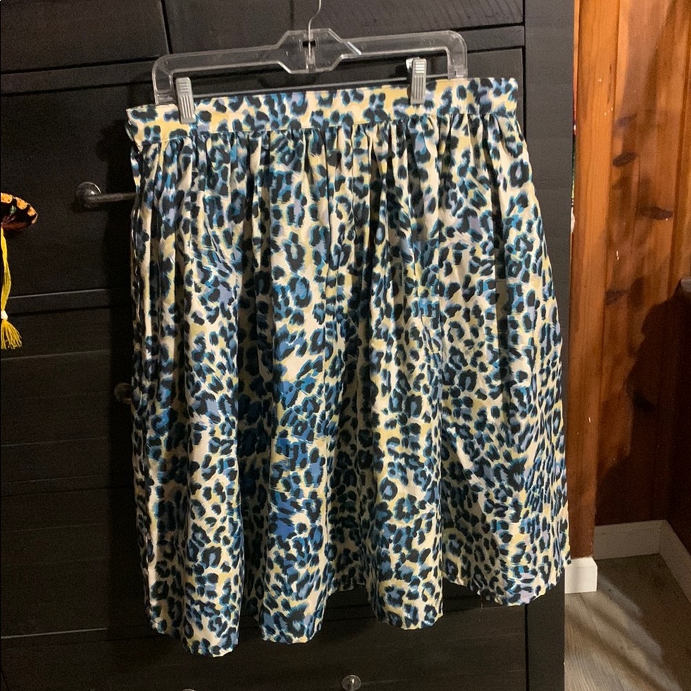 A Classic Paradise Leopard Print Women's Skirt